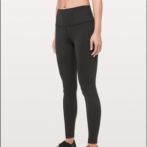 Black Lulu Lemon leggings